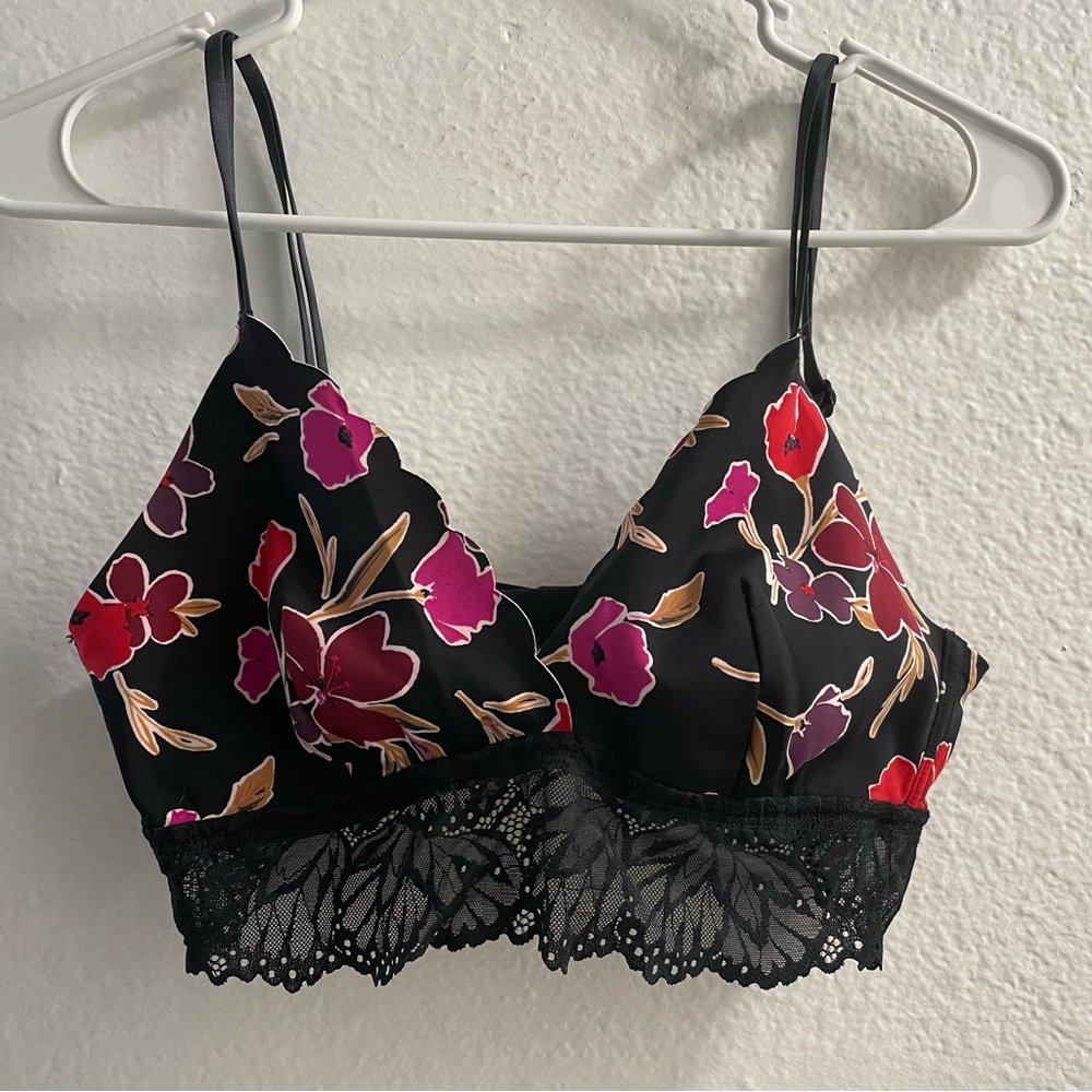 Auden Bralette Size M
